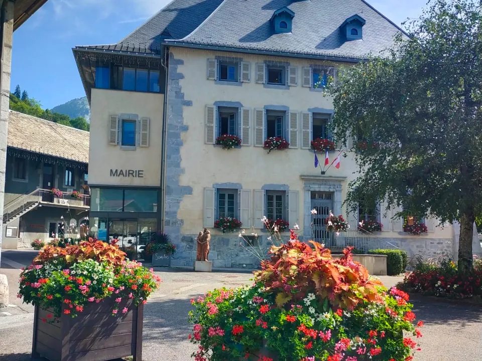 Samoëns town hall with its flower boxes
