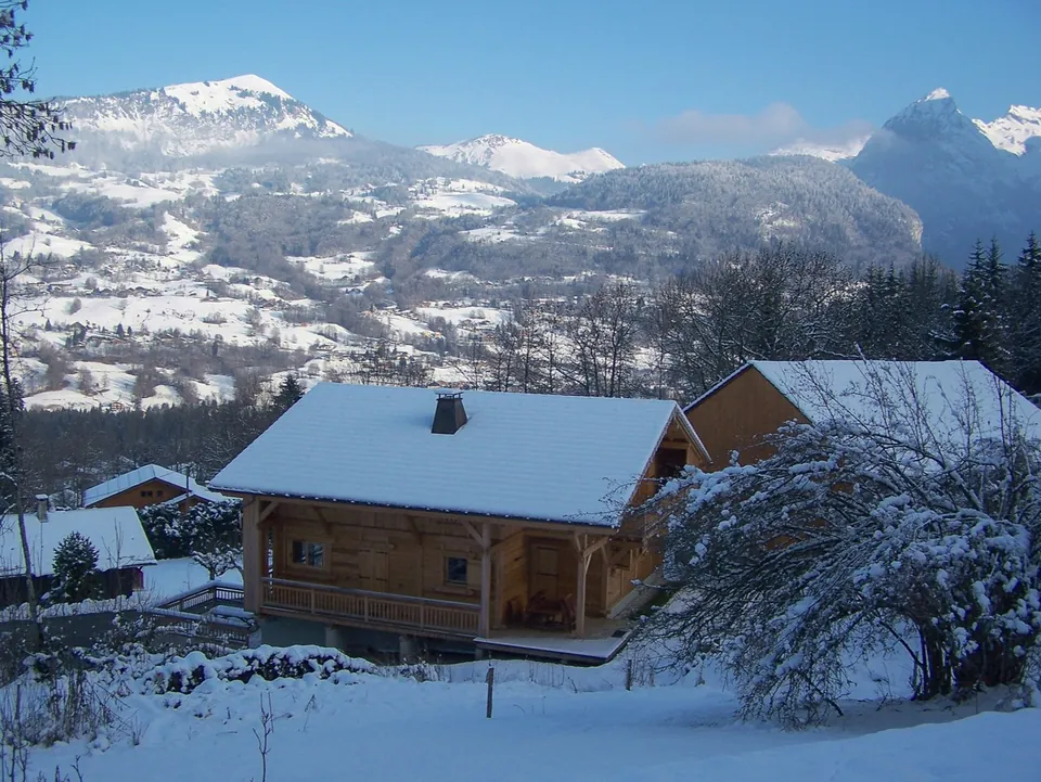 Chalet Perla dé nà: the chalet from outside, another view