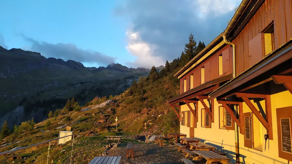 Refuge du Folly: view 1