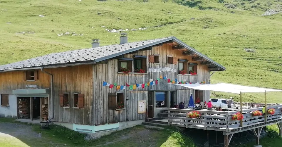 Refuge de la Golèse: view 2