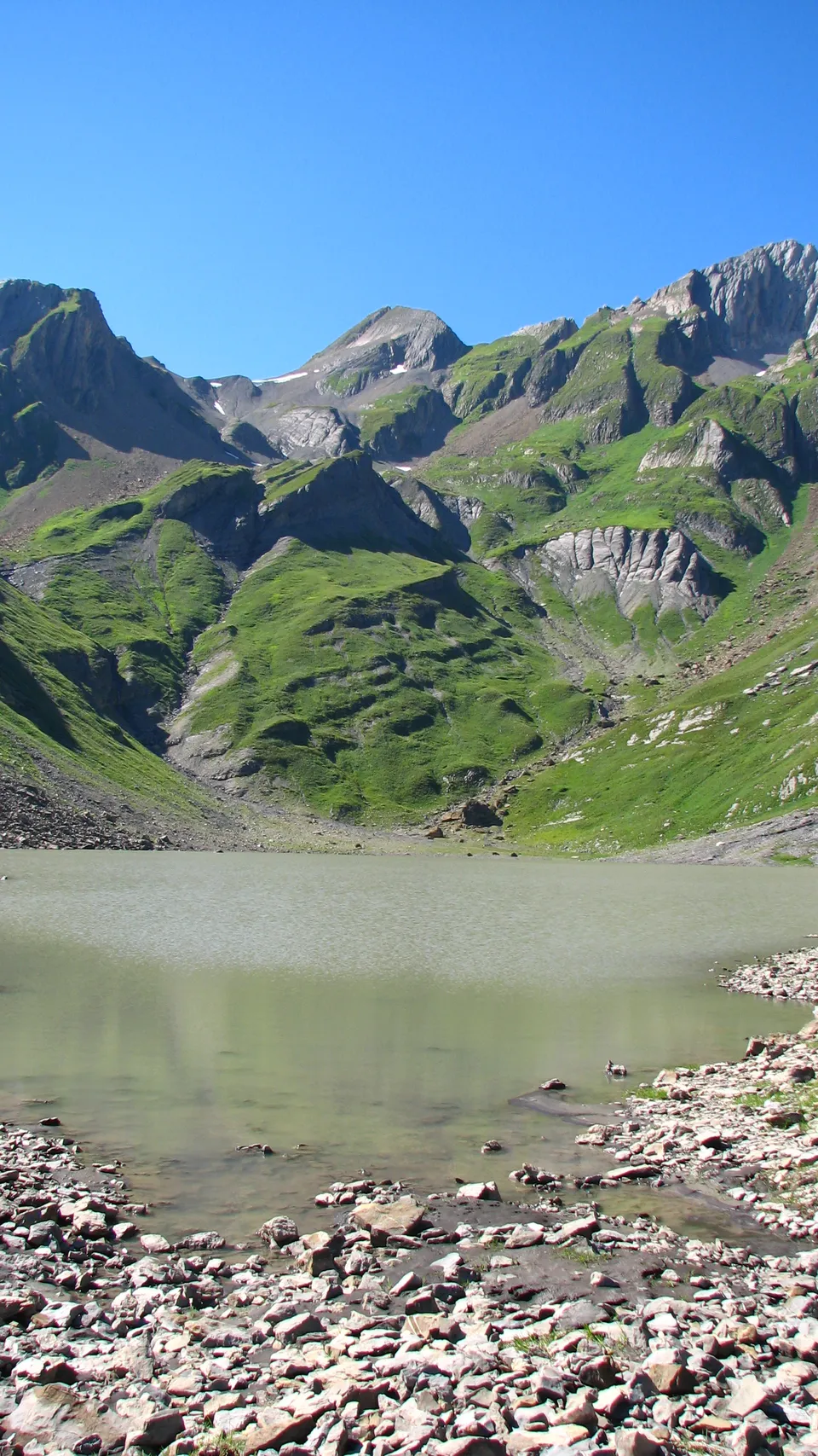 Lac de la Vogealle surrounded by the mountains of Sixt-Fer-à-Cheval